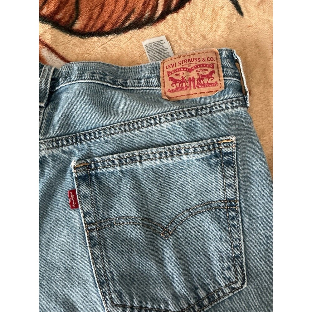 Levi’s 569 Baggy Bootcut Jeans Mens 32x32 Light Wash Loose Fit